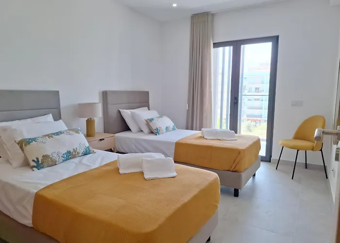 Edificio Da Vinha - Ocean Breeze * Armação de Pêra