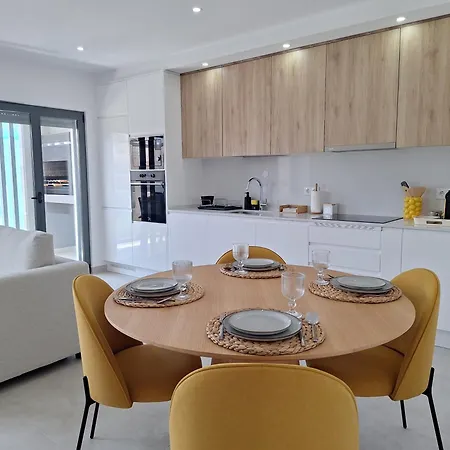 Edificio Da Vinha - Ocean Breeze Армасан-де-Пера